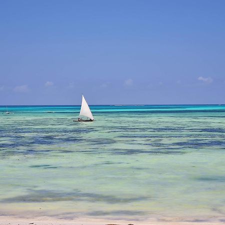 Beachfront Villa Ladha Ya Zanzibar จัมเบียนี ภายนอก รูปภาพ