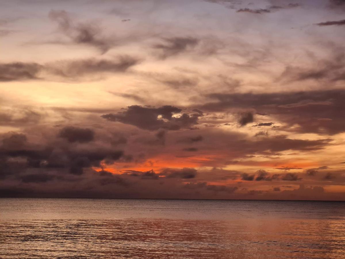 Beachfront Villa Ladha Ya Zanzibar จัมเบียนี ภายนอก รูปภาพ
